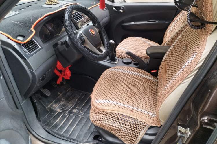 Used FORTHING Joyear X5 2013 1.6L Manual Luxury Model China IV Standard Left Front Seat