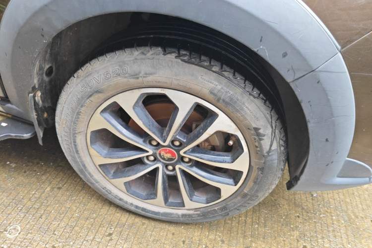 Used FORTHING Joyear X5 2013 1.6L Manual Luxury Model China IV Standard Right Front Wheel Hub