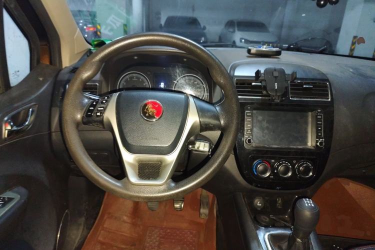 Used FORTHING Joyear X5 2013 1.6L Manual Luxury Model China IV Standard Steering Wheel