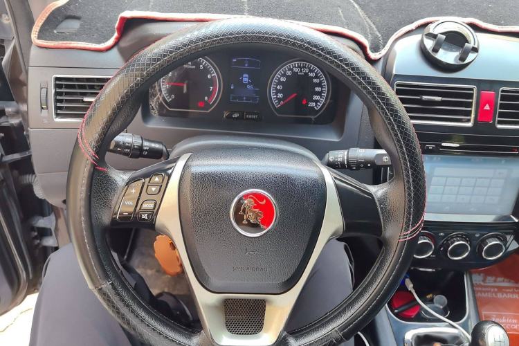 Used FORTHING Joyear X5 2013 1.6L Manual Luxury Model China IV Standard Steering Wheel