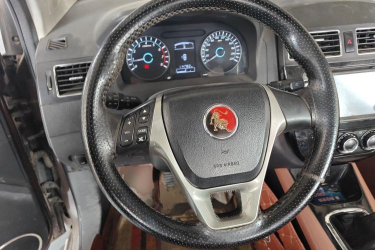 Used FORTHING Joyear X5 2013 1.8T Manual Luxury Model Steering Wheel