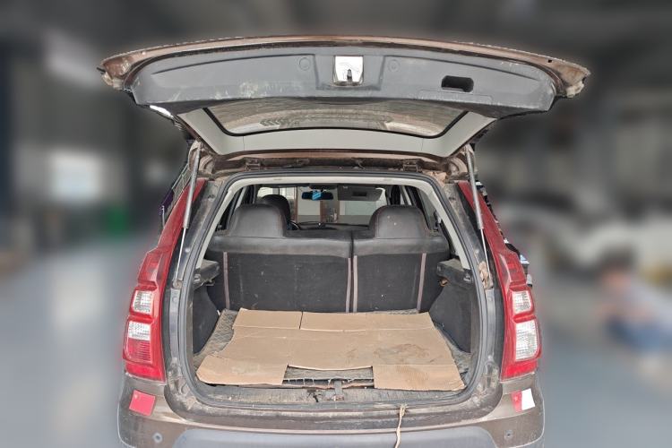 Used FORTHING Joyear X5 2013 1.8T Manual Luxury Model Trunk