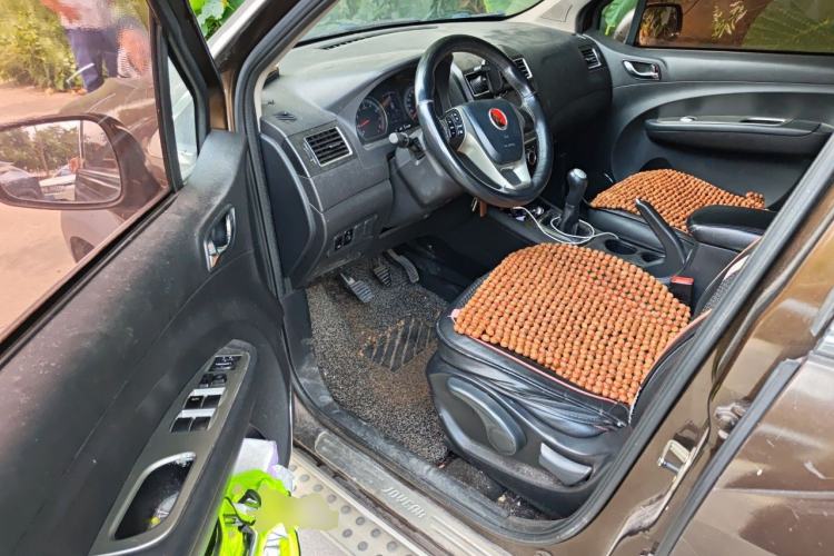 Used FORTHING Joyear X5 2013 1.6L Manual Luxury Model China IV Standard Driver Seat