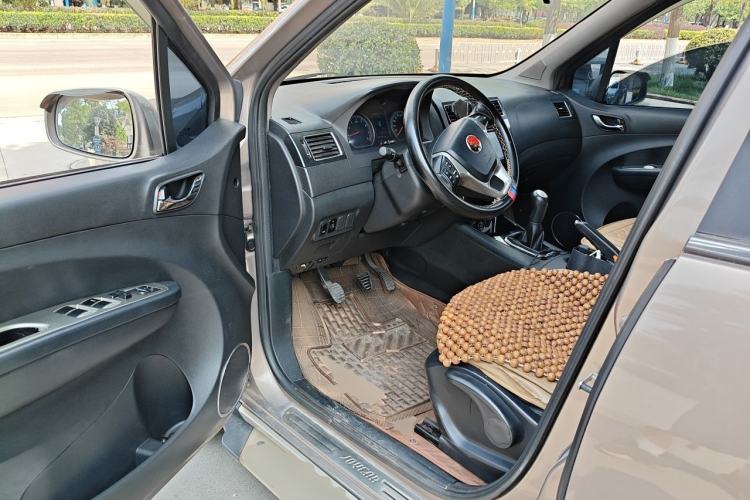 Used FORTHING Joyear X5 2013 1.6L Manual Luxury Model China IV Standard Driver Seat