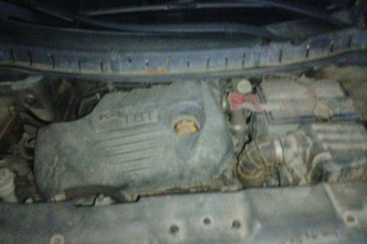 Used FORTHING Joyear X5 2013 1.8T Manual Luxury Model Engine Bay