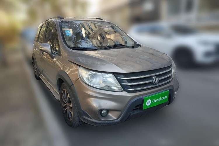 Used FORTHING Joyear X5 2013 1.6L Manual Luxury Model Front Right 45 Deg