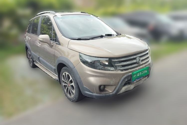 Used FORTHING Joyear X5 2013 1.6L Manual Luxury Model China V Standard Front Right 45 Deg
