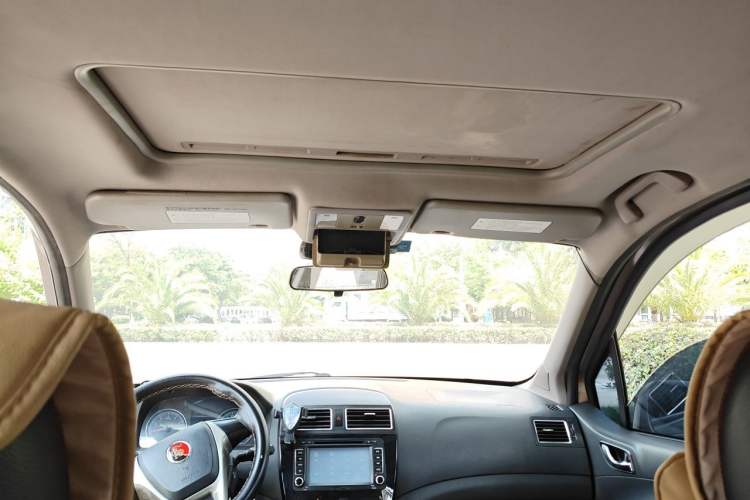 Used FORTHING Joyear X5 2013 1.6L Manual Luxury Model China IV Standard Headliner