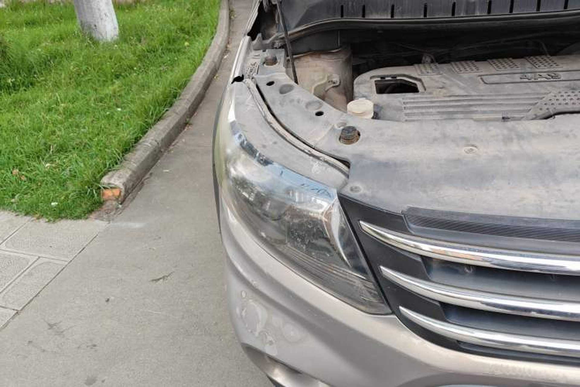 Used FORTHING Joyear X5 2013 1.6L Manual Luxury Model China IV Standard Right Front Headlight