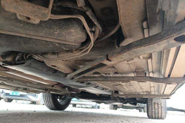 Used FORTHING Joyear X5 2013 1.6L Manual Luxury Model China IV Standard Chassis Rear Right