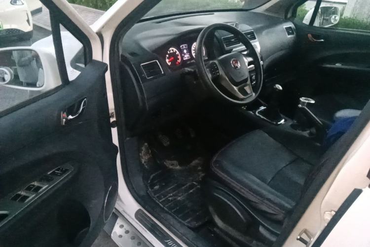 Used FORTHING Joyear X5 2013 1.6L Manual Luxury Model China V Standard Driver Seat