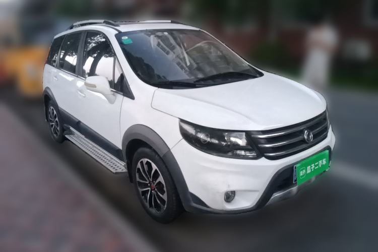Used FORTHING Joyear X5 2013 1.6L Manual Luxury Model China V Standard Front Right 45 Deg