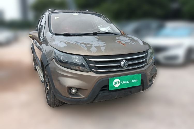 Used FORTHING Joyear X5 2013 1.6L Manual Luxury Model China IV Standard Front Right 45 Deg