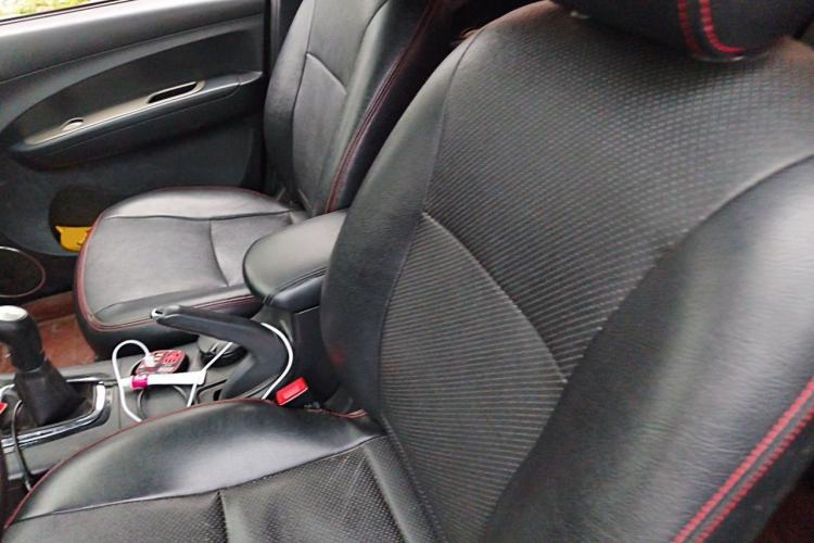 Used FORTHING Joyear X5 2013 1.6L Manual Luxury Model China IV Standard Left Front Seat
