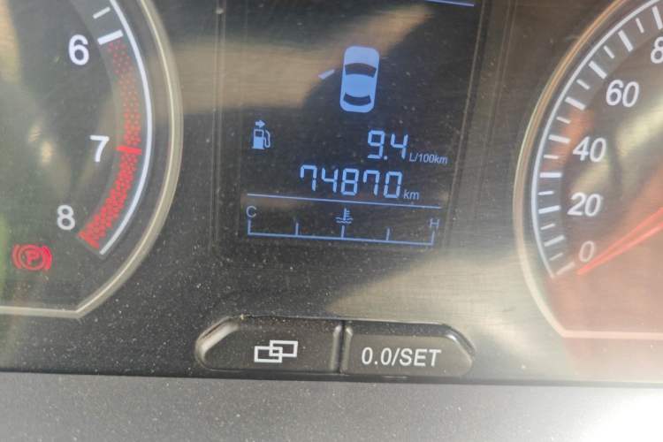 Used FORTHING Joyear X5 2013 1.6L Manual Luxury Model China IV Standard Odometer Close Up