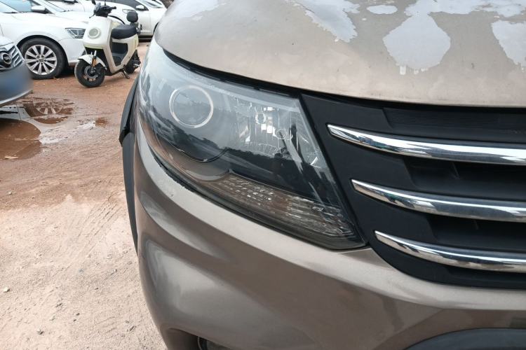 Used FORTHING Joyear X5 2013 1.6L Manual Luxury Model China IV Standard Right Front Headlight