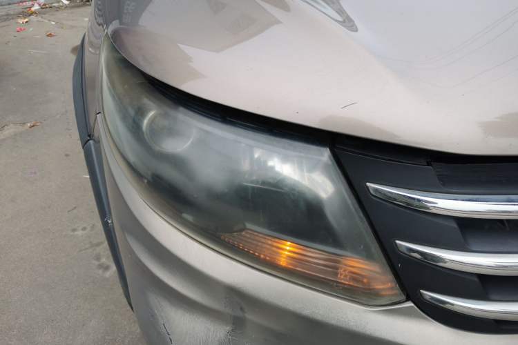 Used FORTHING Joyear X5 2013 1.6L Manual Luxury Model China IV Standard Right Front Headlight