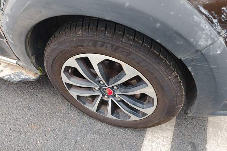 Used FORTHING Joyear X5 2013 1.6L Manual Luxury Model China IV Standard Right Front Wheel Hub