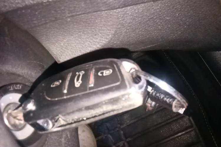 Used FORTHING Joyear X5 2013 1.6L Manual Luxury Model China V Standard Vehicle Key