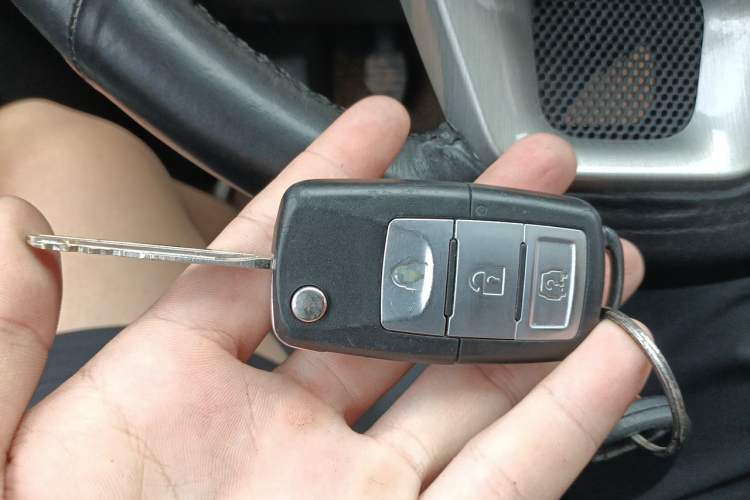 Used FORTHING Joyear X5 2013 1.6L Manual Luxury Model China IV Standard Vehicle Key
