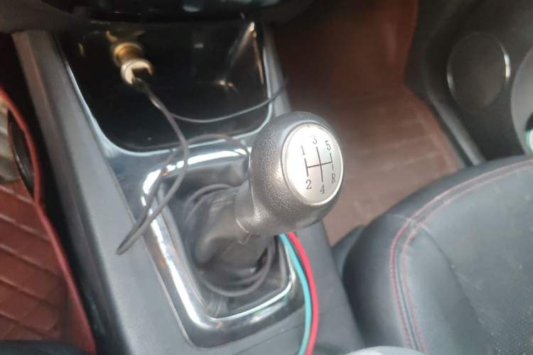 Used FORTHING Joyear X5 2013 1.6L Manual Luxury Model China IV Standard Gear Lever