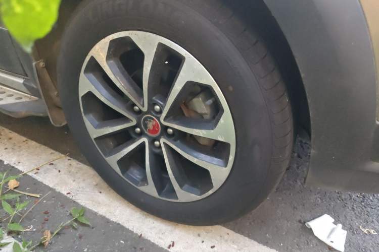 Used FORTHING Joyear X5 2013 1.6L Manual Luxury Model China IV Standard Right Front Wheel Hub