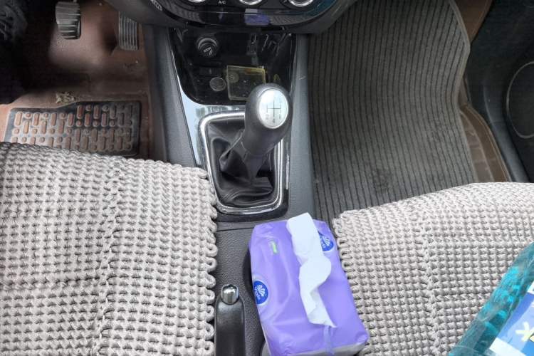 Used FORTHING Joyear X5 2013 1.6L Manual Luxury Model Gear Lever