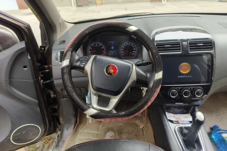 Used FORTHING Joyear X5 2013 1.6L Manual Luxury Model China IV Standard Steering Wheel