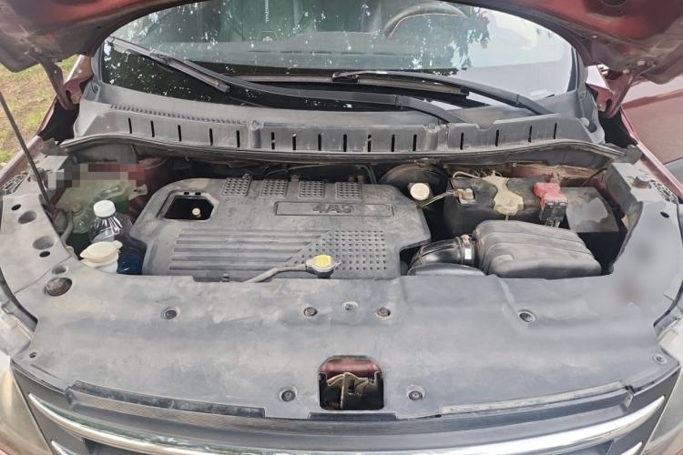 Used FORTHING Joyear X5 2013 1.6L Manual Luxury Model China IV Standard Engine Bay