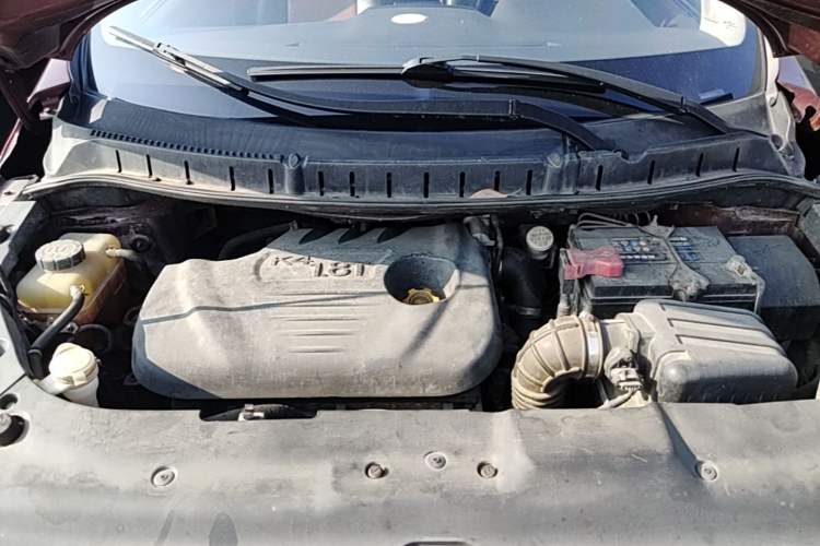 Used FORTHING Joyear X5 2013 1.8T Manual Luxury Model Engine Bay