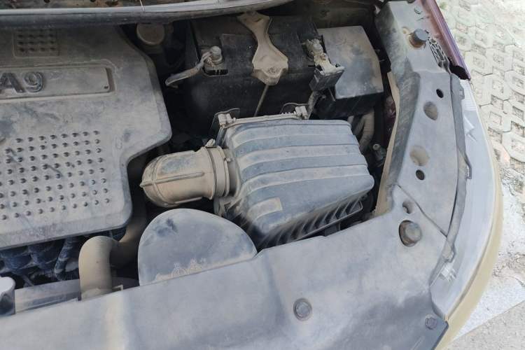 Used FORTHING Joyear X5 2013 1.6L Manual Luxury Model China IV Standard Engine Bay Left