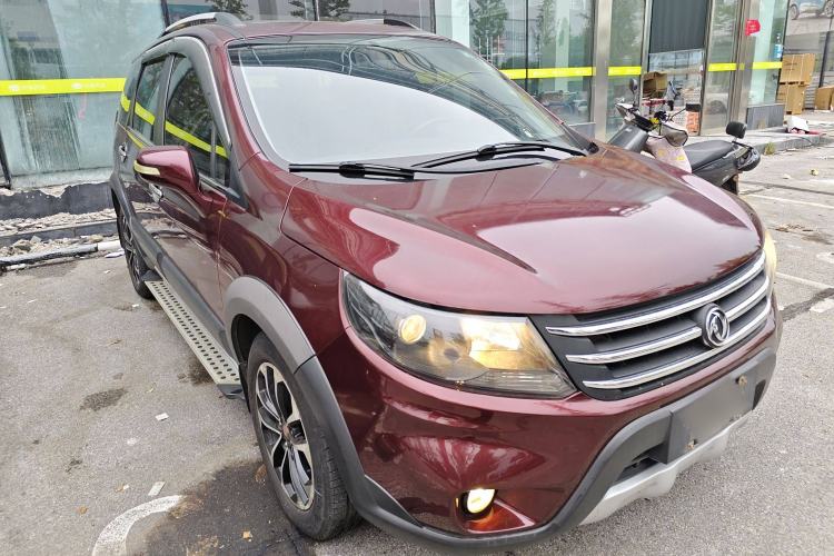 Used FORTHING Joyear X5 2013 1.8T Manual Luxury Model Front Right 45 Deg