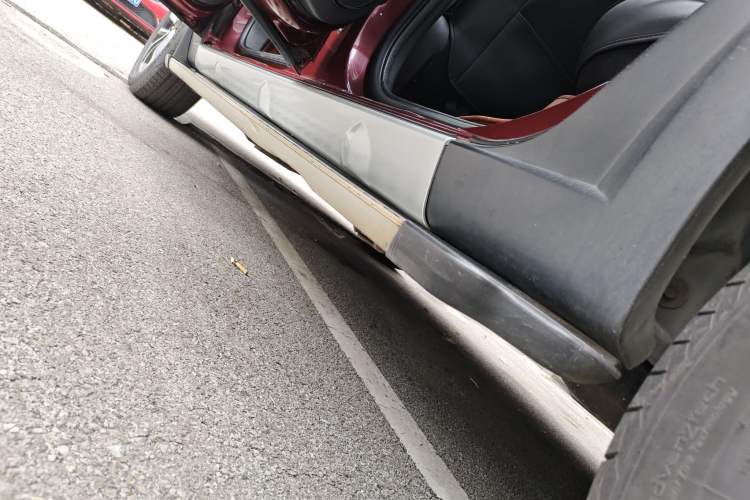 Used FORTHING Joyear X5 2013 1.8T Manual Luxury Model Left Side Sill