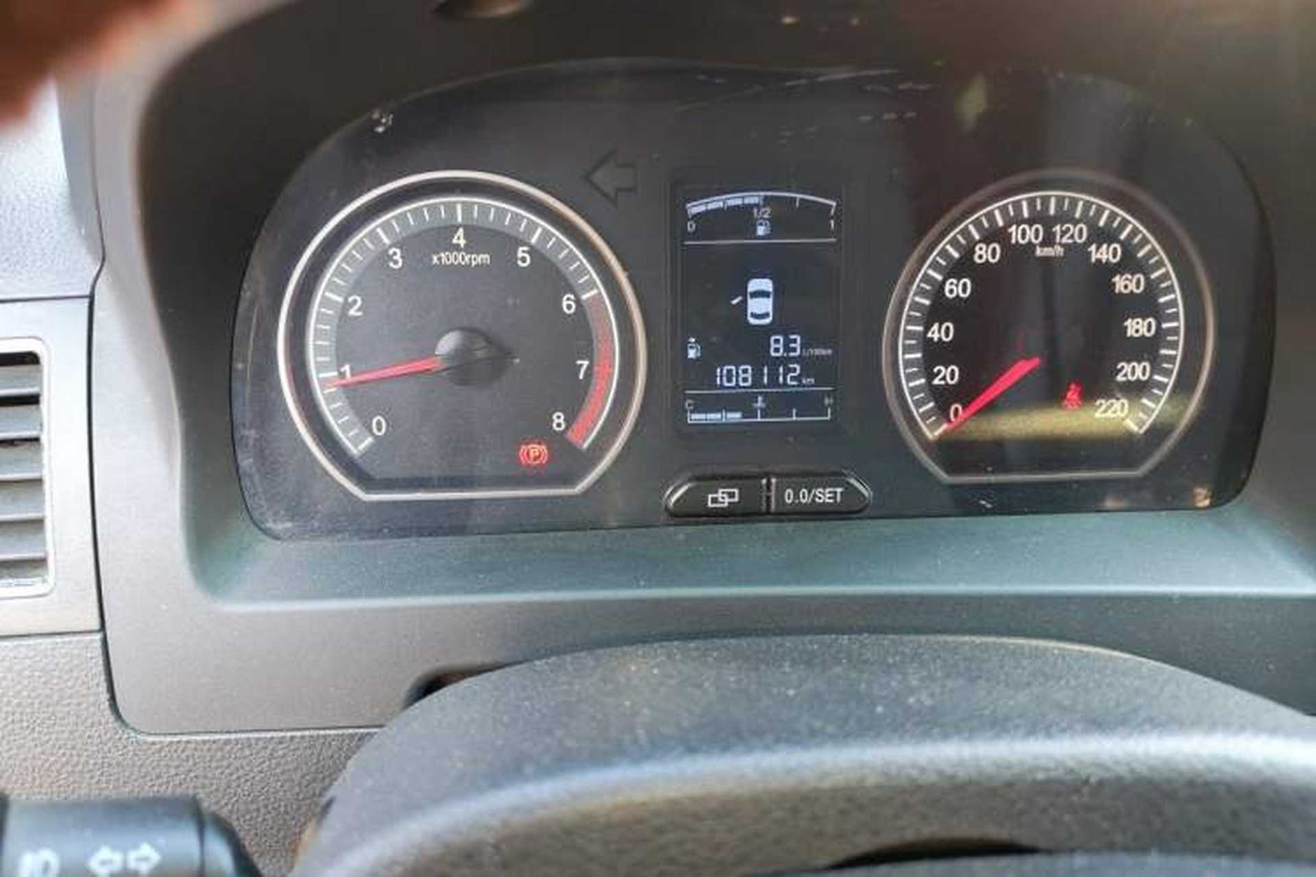 Used FORTHING Joyear X5 2013 1.6L Manual Luxury Model China IV Standard Odometer Close Up