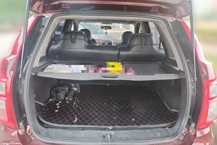 Used FORTHING Joyear X5 2013 1.6L Manual Luxury Model China IV Standard Trunk