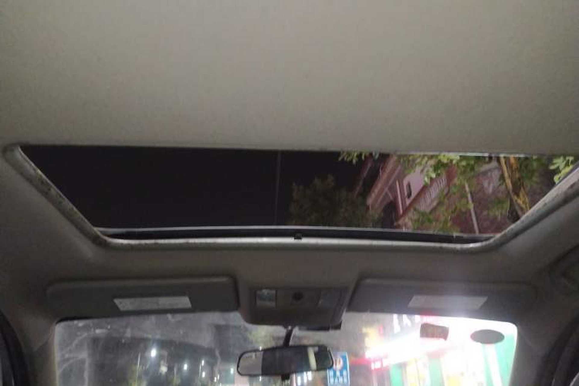 Used FORTHING Joyear X5 2013 1.6L Manual Luxury Model China IV Standard Headliner