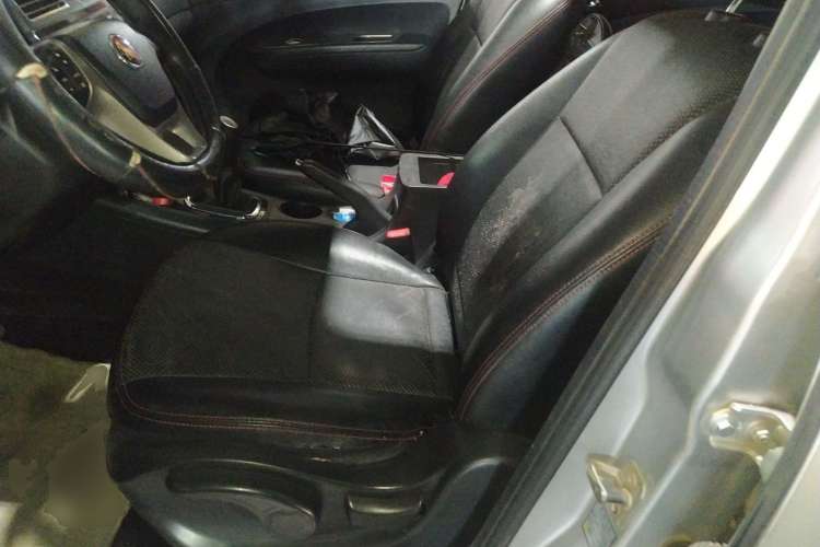 Used FORTHING Joyear X5 2013 1.6L Manual Luxury Model China IV Standard Left Front Seat