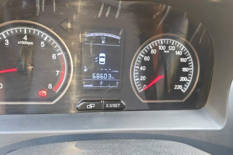 Used FORTHING Joyear X5 2013 1.6L Manual Luxury Model China V Standard Odometer Close Up
