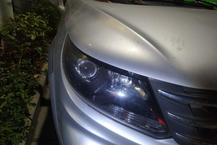 Used FORTHING Joyear X5 2013 1.6L Manual Luxury Model China IV Standard Right Front Headlight