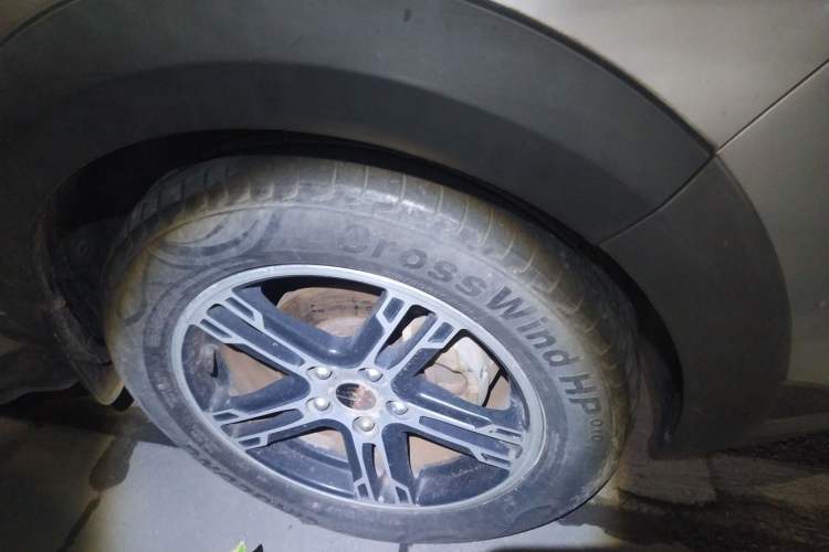 Used FORTHING Joyear X5 2013 1.6L Manual Luxury Model China IV Standard Right Front Wheel Hub