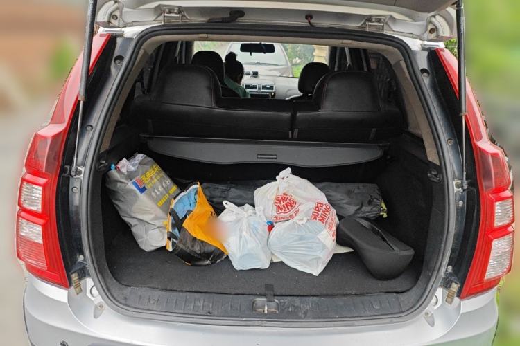 Used FORTHING Joyear X5 2013 1.6L Manual Luxury Model China IV Standard Trunk