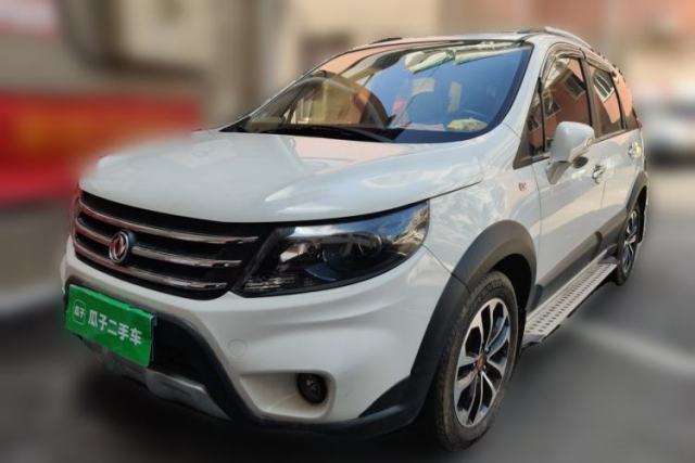 Ojetý FORTHING Joyear X5 2013 1.6L Manual Luxury Model China IV Standard