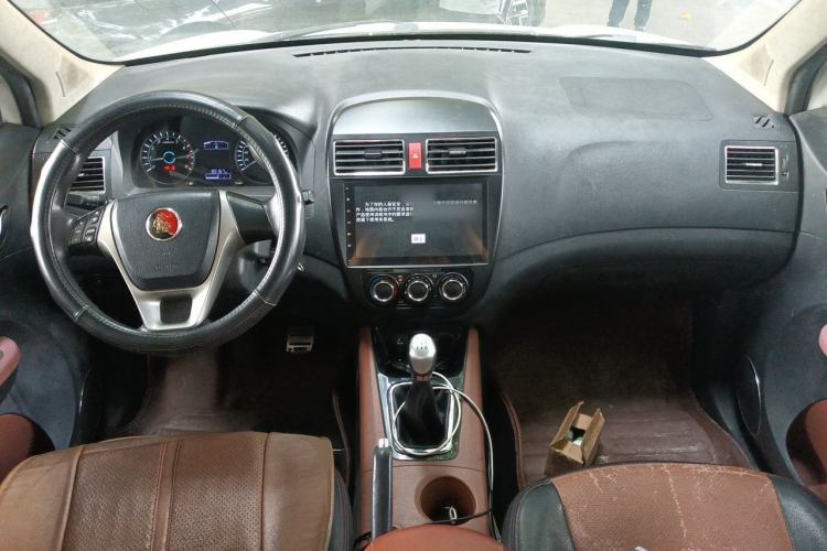 Used FORTHING Joyear X5 2013 1.8T Manual Luxury Model Center Console