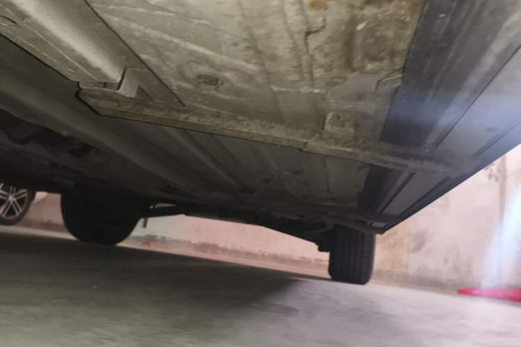 Used FORTHING Joyear X5 2013 1.6L Manual Luxury Model China IV Standard Chassis Front Left