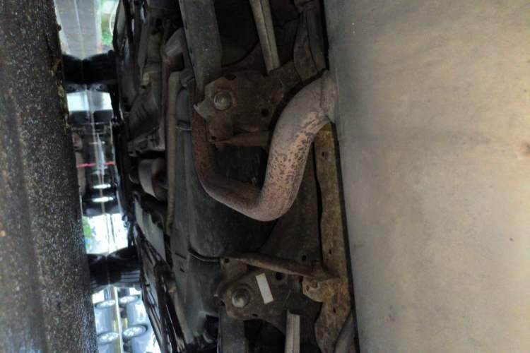 Used FORTHING Joyear X5 2013 1.6L Manual Luxury Model China IV Standard Chassis Rear