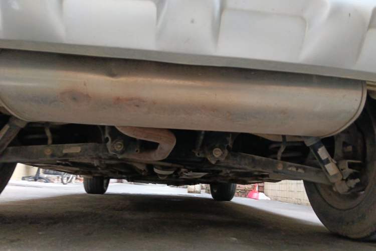 Used FORTHING Joyear X5 2013 1.6L Manual Luxury Model China IV Standard Chassis Rear