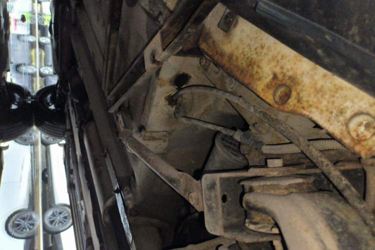 Used FORTHING Joyear X5 2013 1.6L Manual Luxury Model China IV Standard Chassis Rear Left
