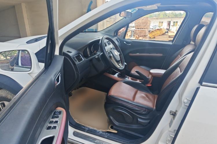 Used FORTHING Joyear X5 2013 1.6L Manual Luxury Model China IV Standard Driver Seat