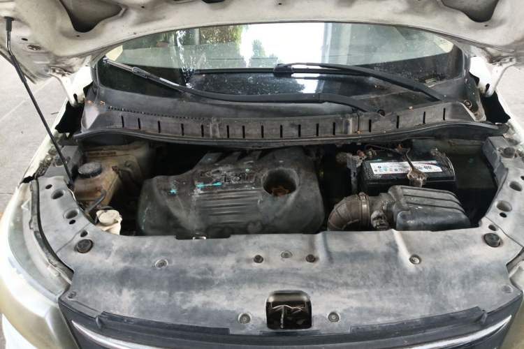 Used FORTHING Joyear X5 2013 1.8T Manual Luxury Model Engine Bay