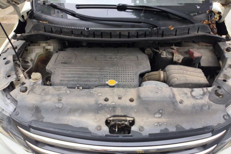 Used FORTHING Joyear X5 2013 1.6L Manual Luxury Model China IV Standard Engine Bay